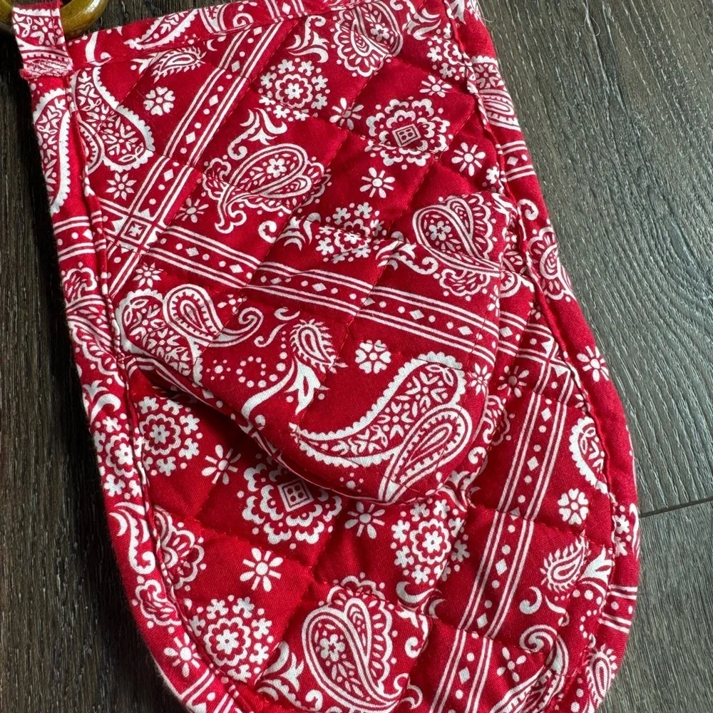 Country Corners Red Bandana & Denim Quilted Placemat Set, new with tags